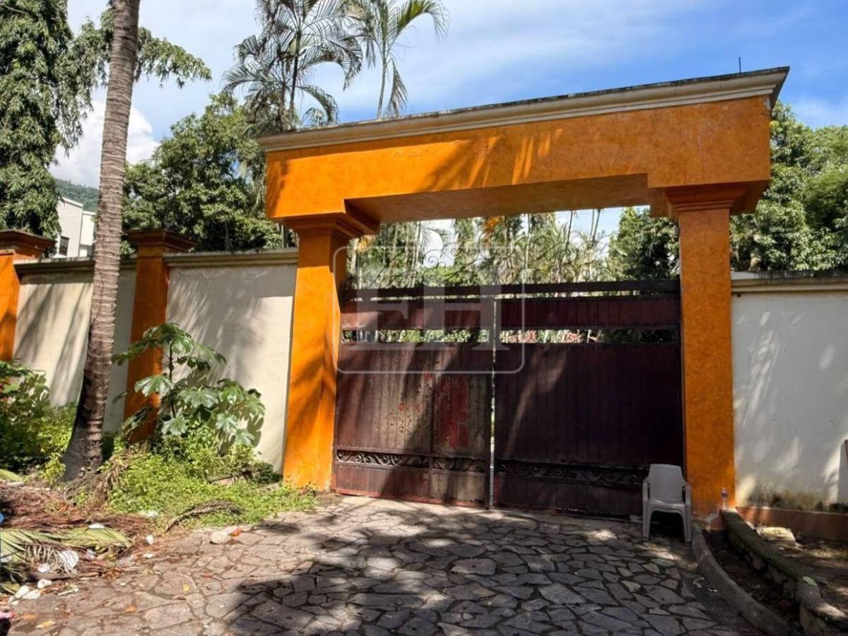 Agentes de la DAET se entregan; investigan si droga era para implantar pruebas a detenidos