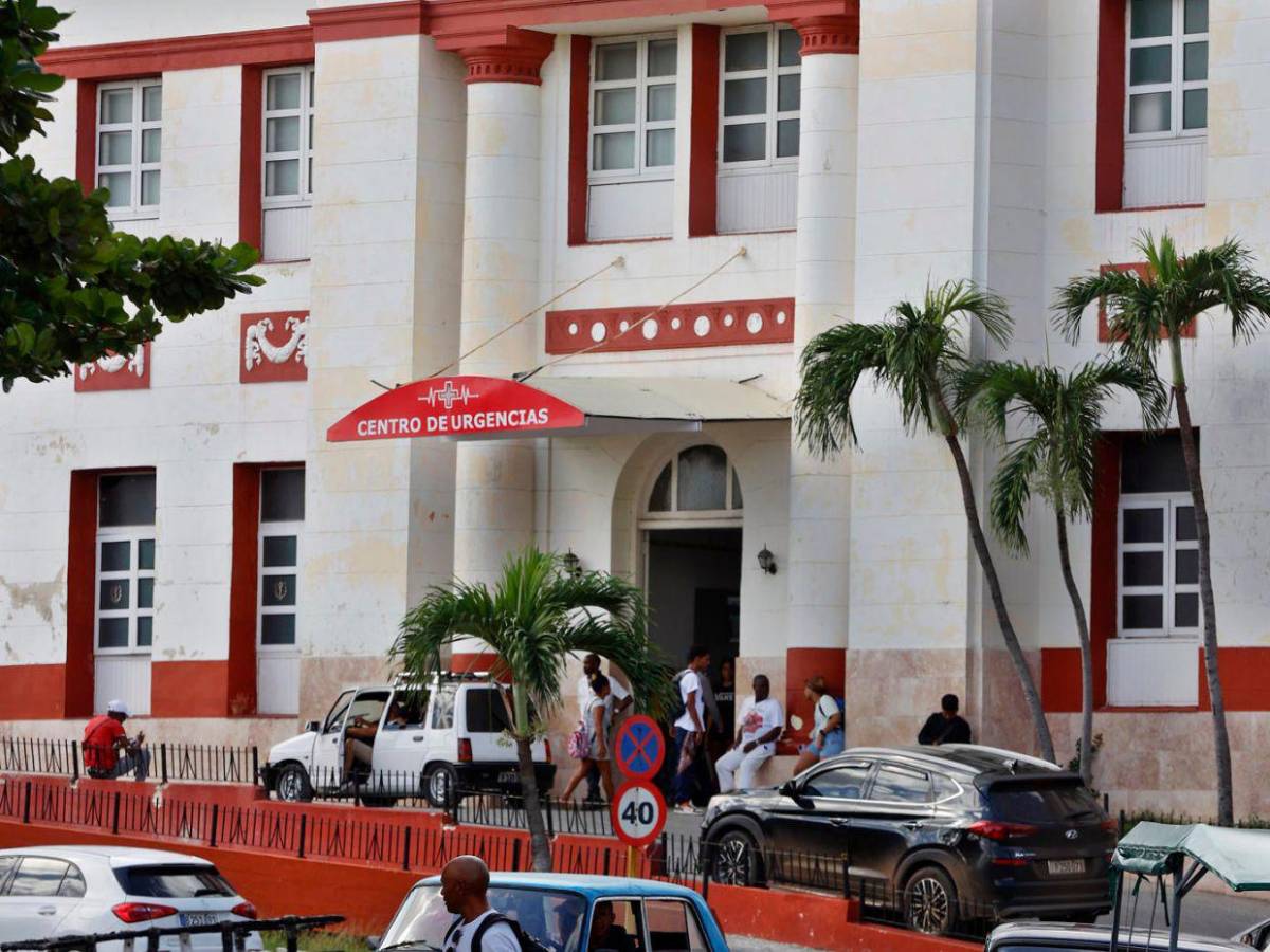 Cuba reconoce primeras muertes por epidemia de chikunguña y dengue