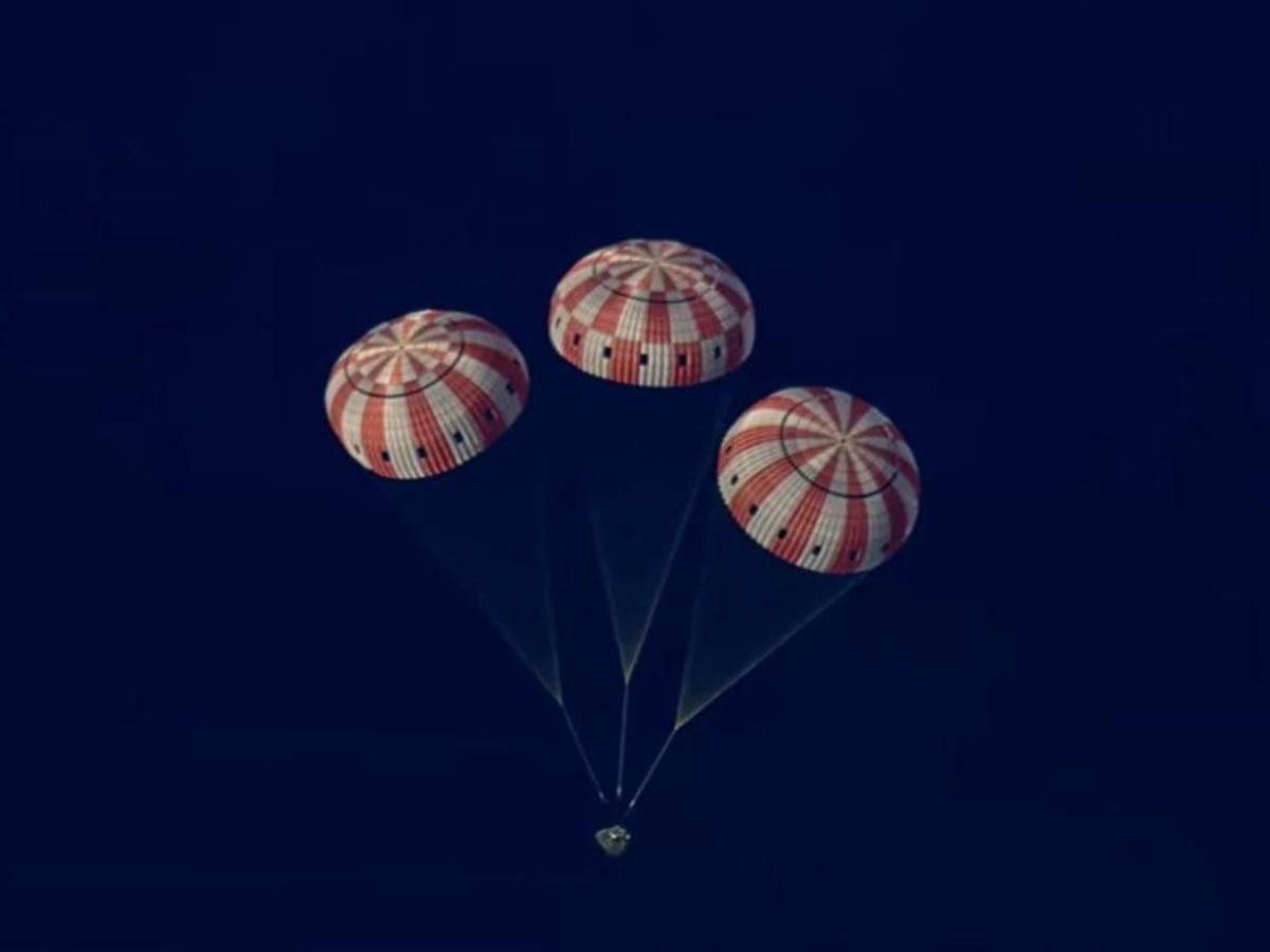 Las imágenes que dejó el amerizaje de la misión Artemis II