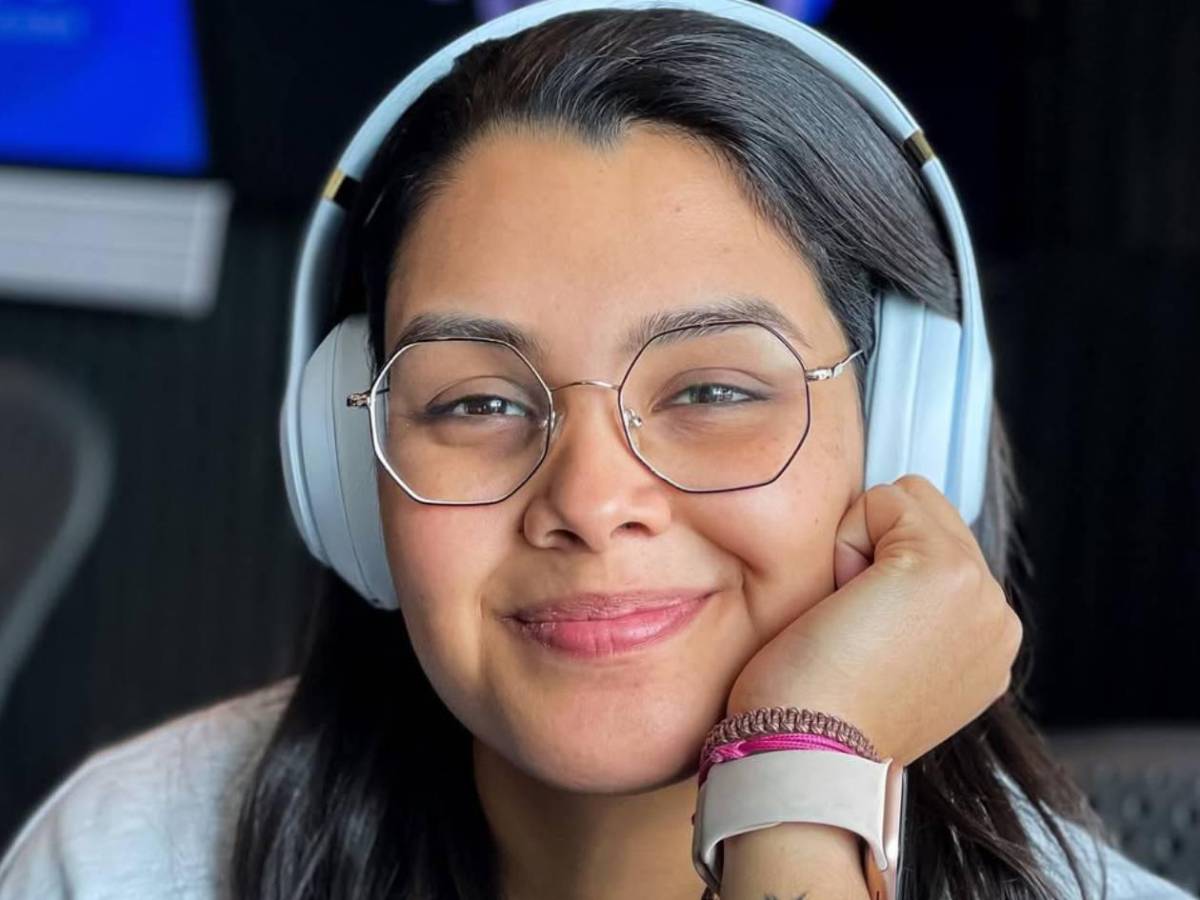 Periodista deportiva deja su profesión y se marcha a otro país para casarse con su novia