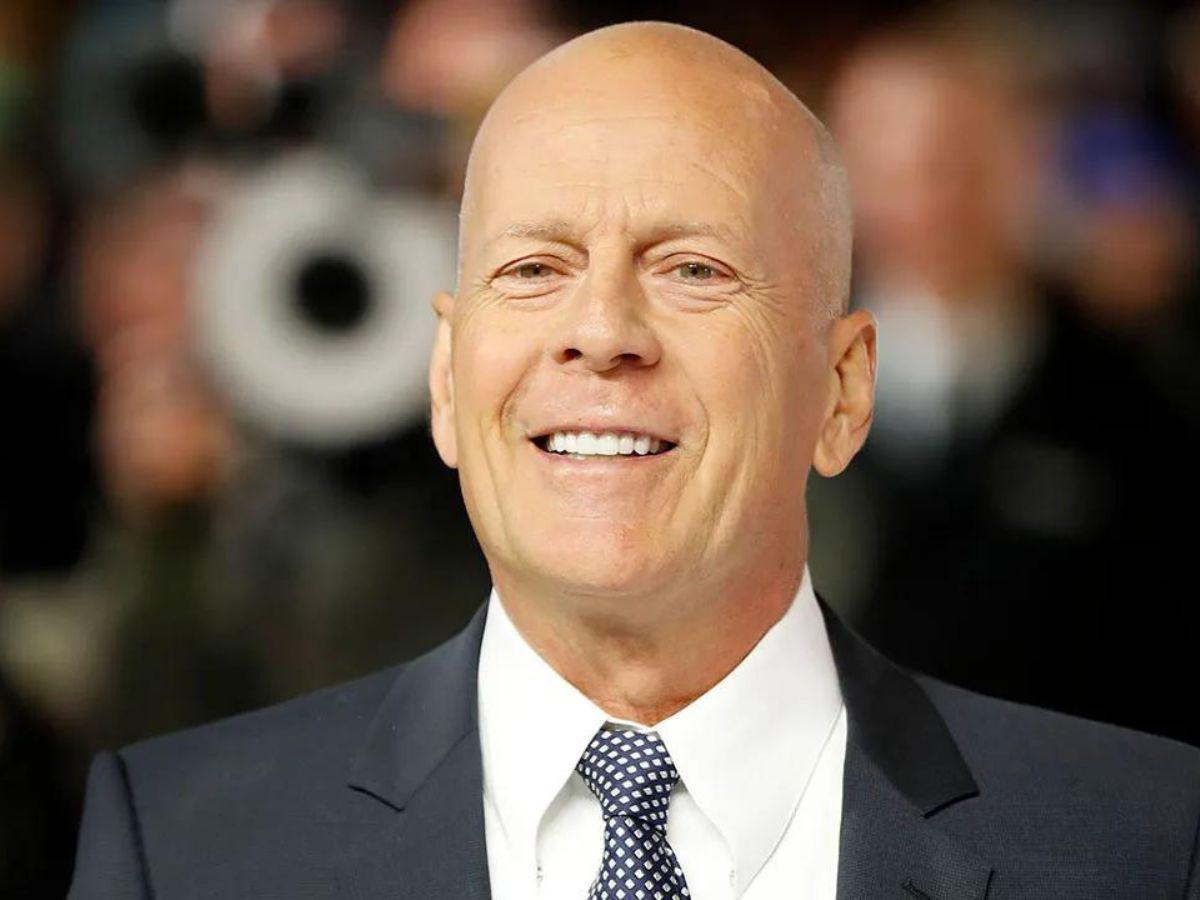 Fotografía de Bruce Willis y su hija conmueve en redes sociales