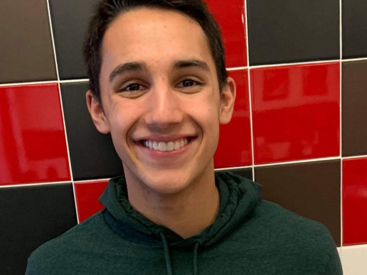 Madre le pagó a su hijo 1,800 dólares por no usar redes sociales