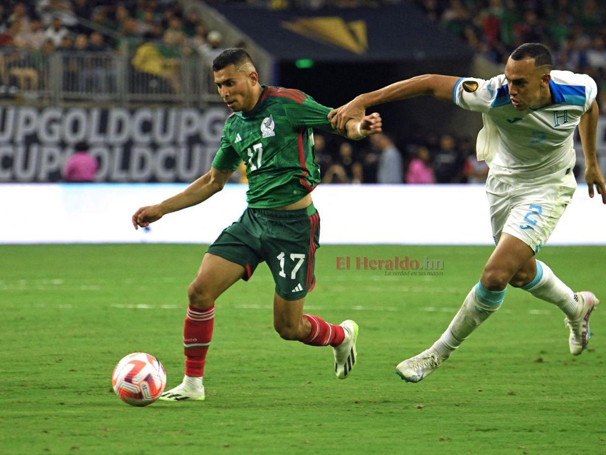 La delantera de México no tuvo problemas para entrar de manera fácil al área de Honduras.