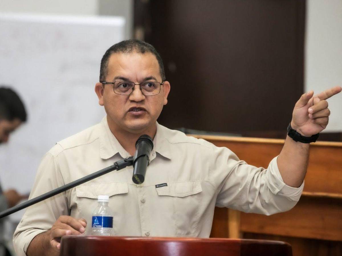 Así es la nueva vida de Gustavo Sánchez, exministro de Seguridad que ahora se dedica al fútbol