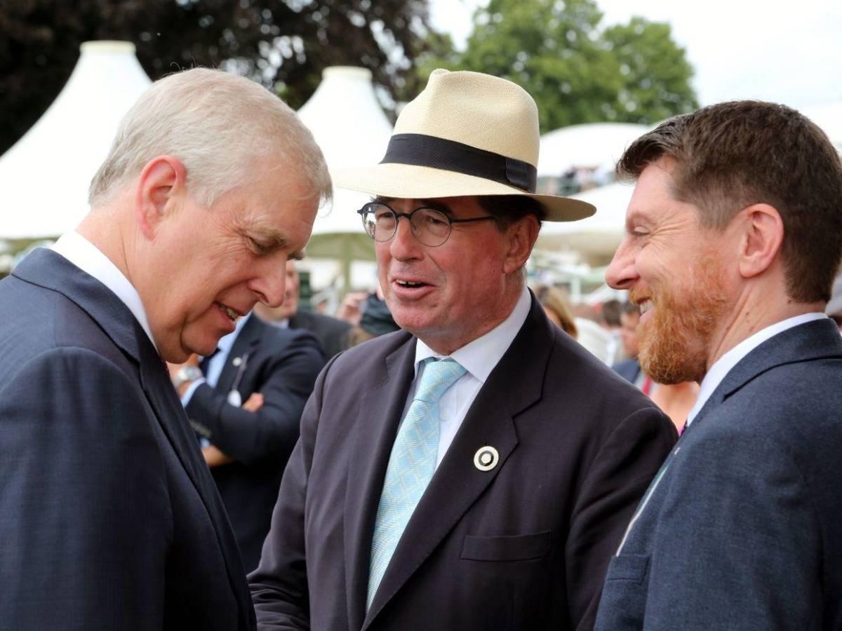 ¿El expríncipe Andrés está en problemas? La policía de Windsor visita su residencia