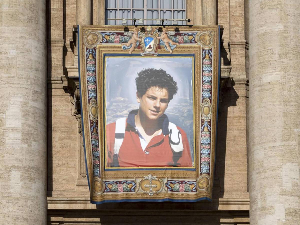 Así fue la canonización de Carlo Acutis y Frassati: ejemplo de fe para la juventud
