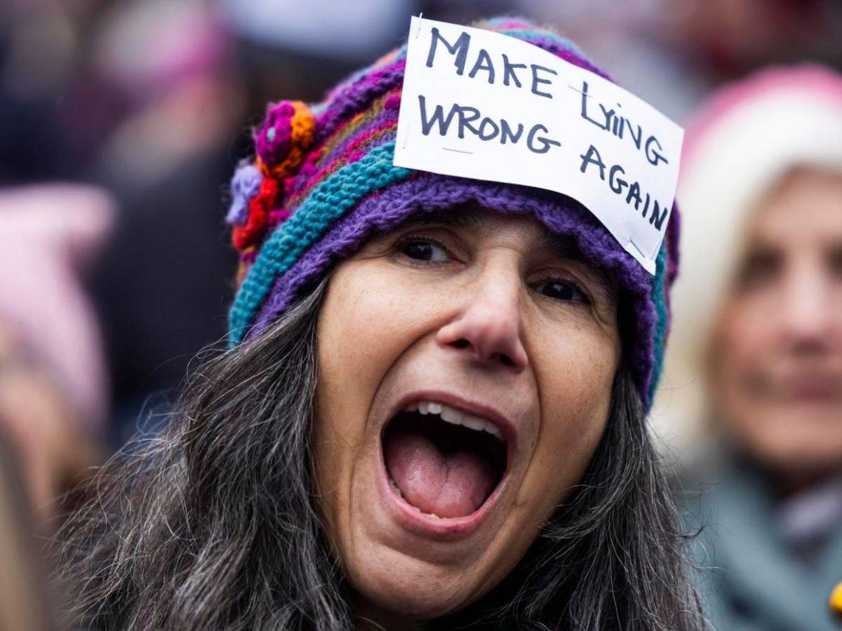 Miles marchan en Washington con un mensaje claro a Trump: los derechos de las mujeres