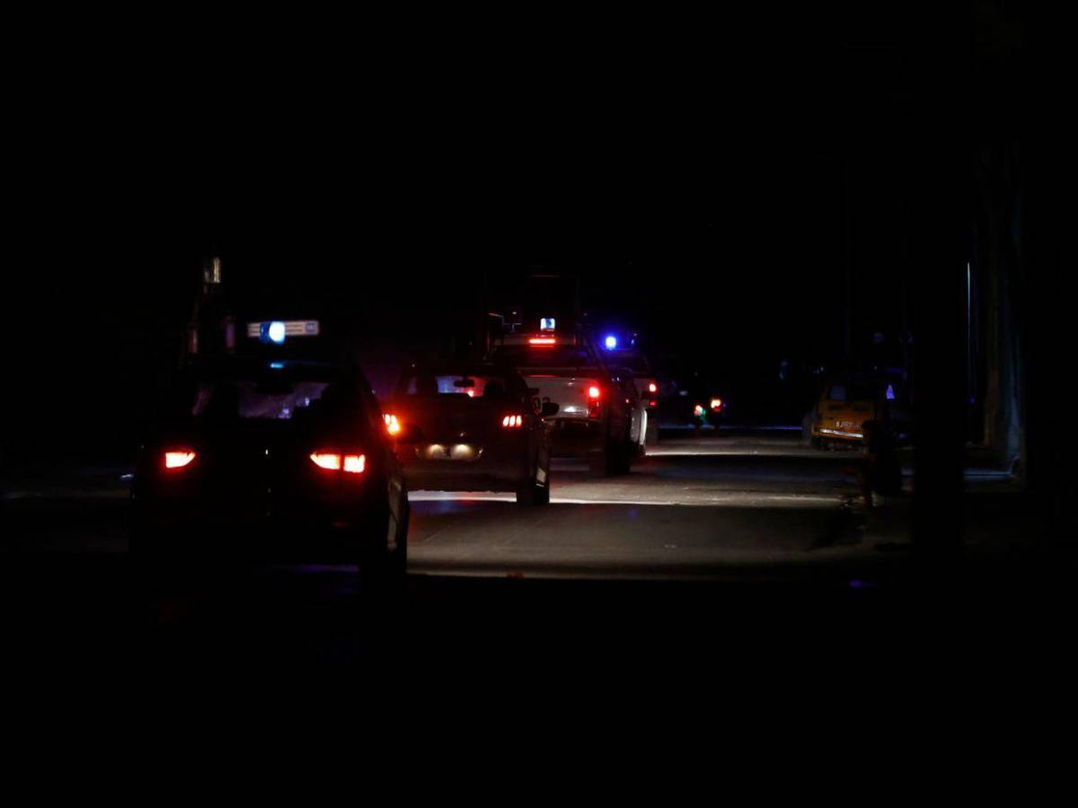 Cuba, tras 16 horas en apagón total, da primeros pasos para recuperar la luz