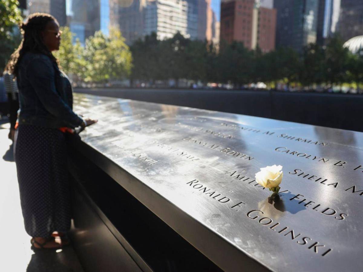 Nueva York recuerda a sus muertos en la tragedia de las Torres Gemelas hace 24 años