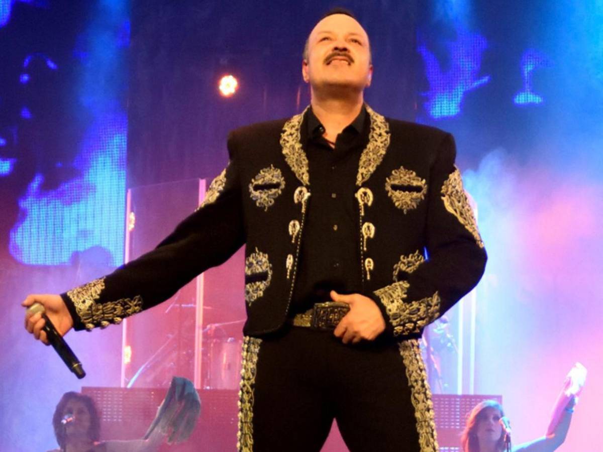 Pepe Aguilar niega que agresión en Zacatecas fuera contra Ángela Aguilar y Nodal