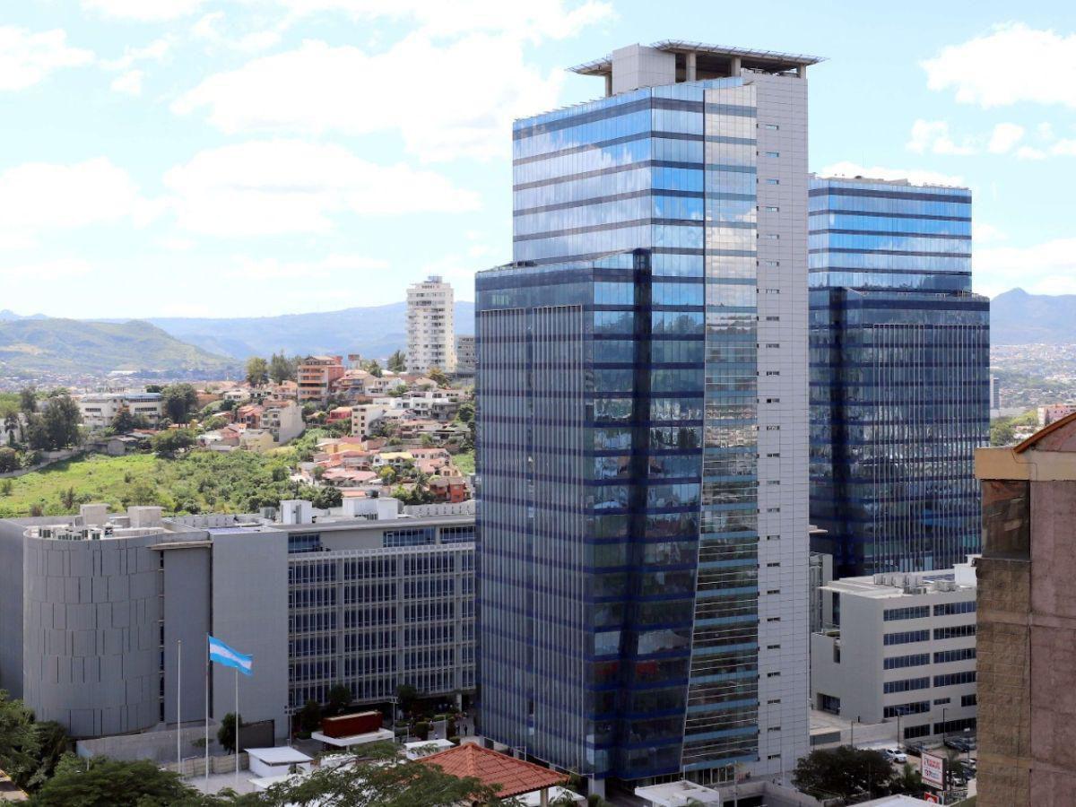 Más de 1 millón de dólares costará readecuar nueva Casa Presidencial en CCG