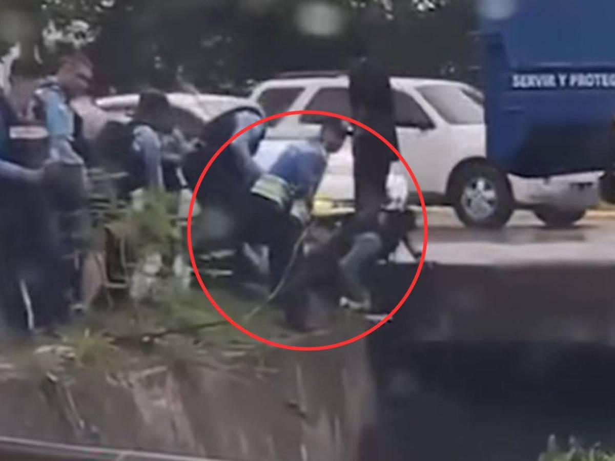 Cuadro a cuadro: captan momento donde inspector Kevin Pérez rescata al niño Miguel Umaña