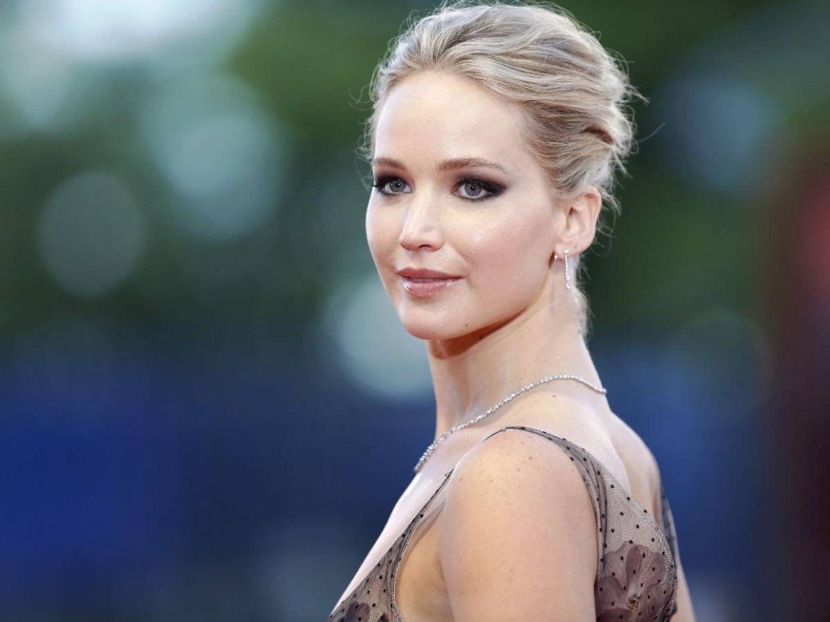 Jennifer Lawrence revela el insólito producto de bebés que utiliza en su rutina facial