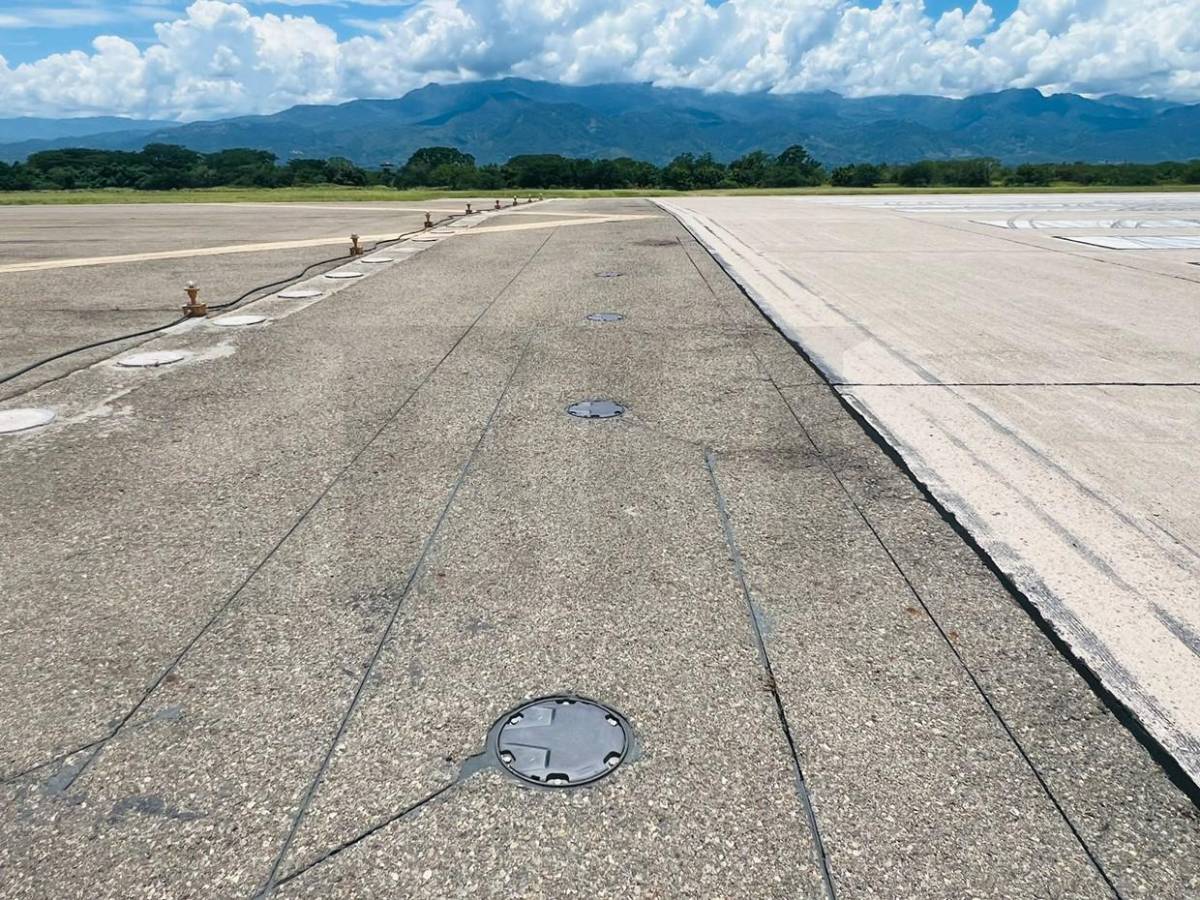 Pilotos aterrizan de forma visual en Palmerola, incluso de noche, debido a obras inactivas