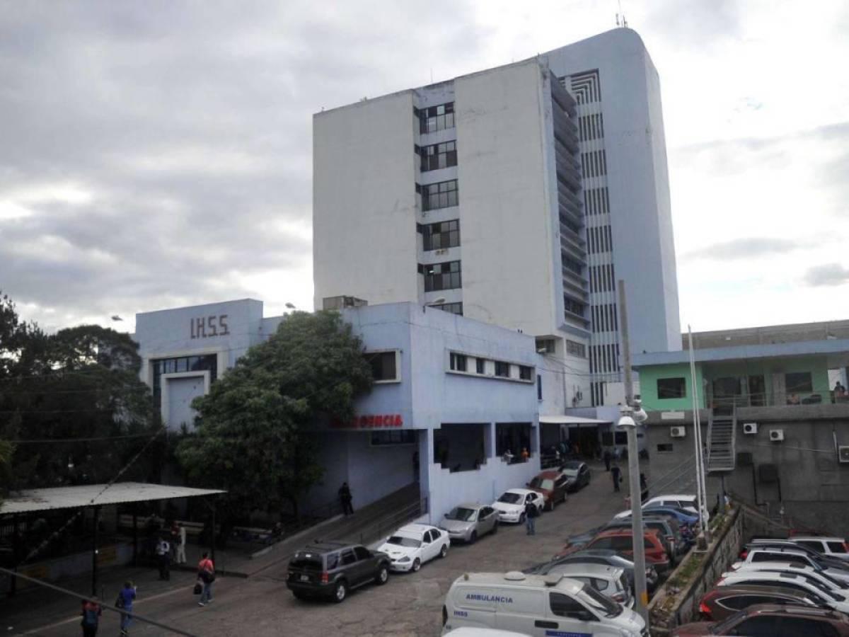 Sin médicos amaneció el IHSS; convocaron a asambleas informativas