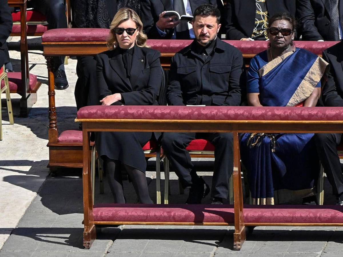 Inesperada, así fue la reunión de Donald Trump y Volodímir Zelenski