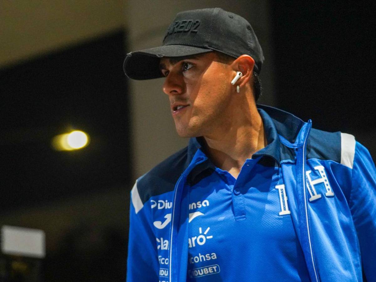 ¡Lo obligaron! Luis Palma y su decisión tras señalamientos por bajo nivel ante Canadá