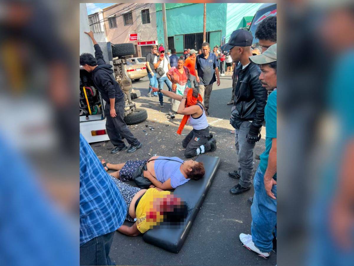 Sobre la acera quedó ambulancia tras impacto con rapidito en Comayagüela