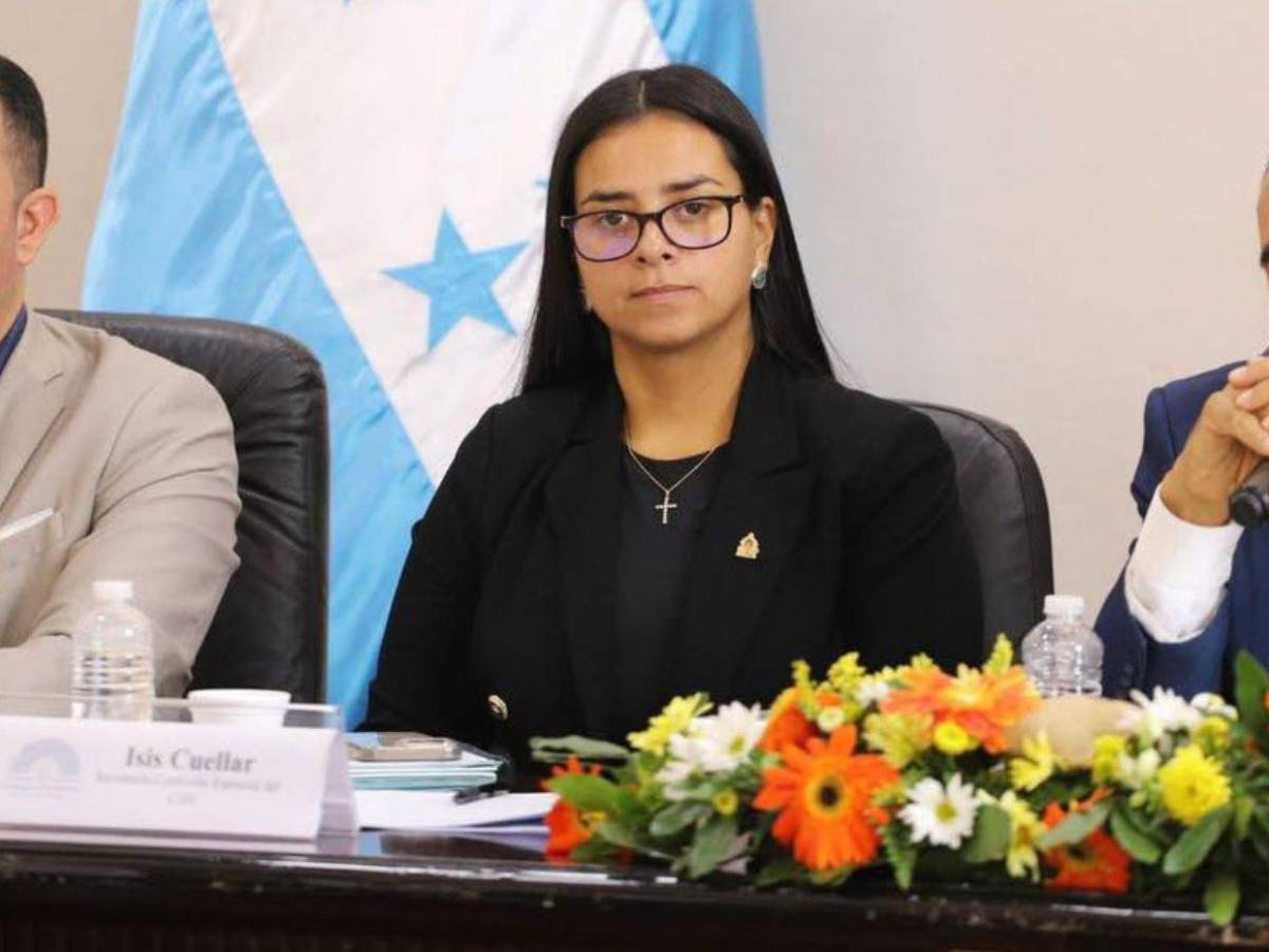 Isis Cuéllar anuncia más proyectos en Copán, pese a escándalo en Sedesol