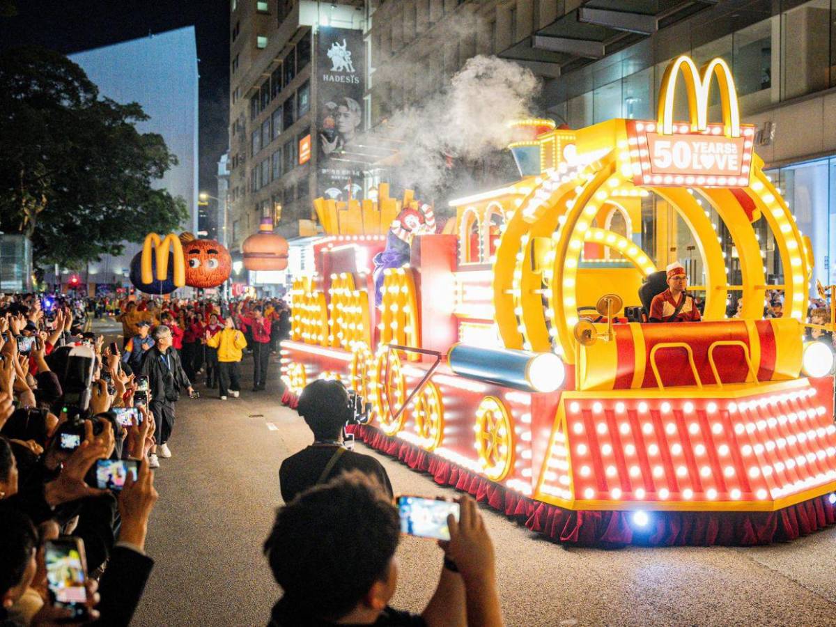 Con desfiles y música, así se celebra el Año Nuevo chino