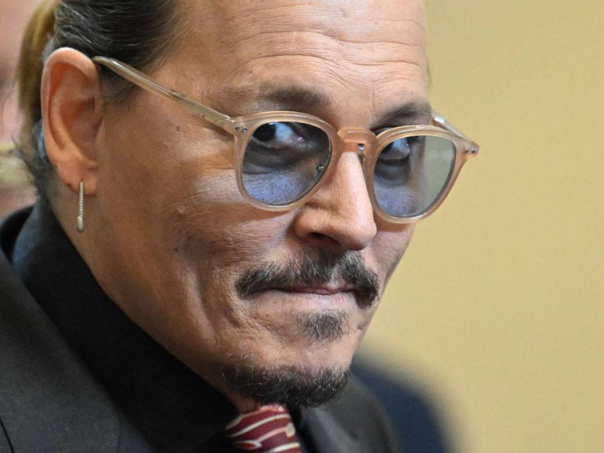 Johnny Depp acaba de abrir su cuenta de TikTok, donde acumula millones de seguidores.