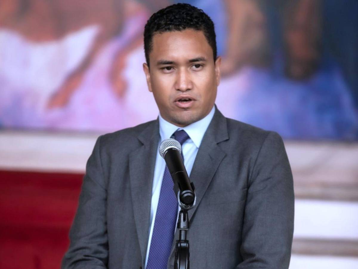 Cambio físico: Así eran antes los funcionarios del gobierno de Xiomara Castro