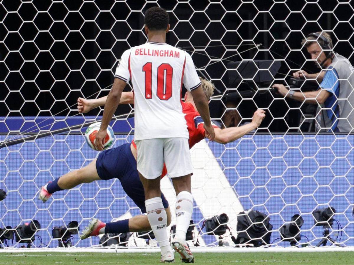 ¿Nueva regla en el fútbol y no lo sabíamos? La razón por la que se le anuló gol a Noruega