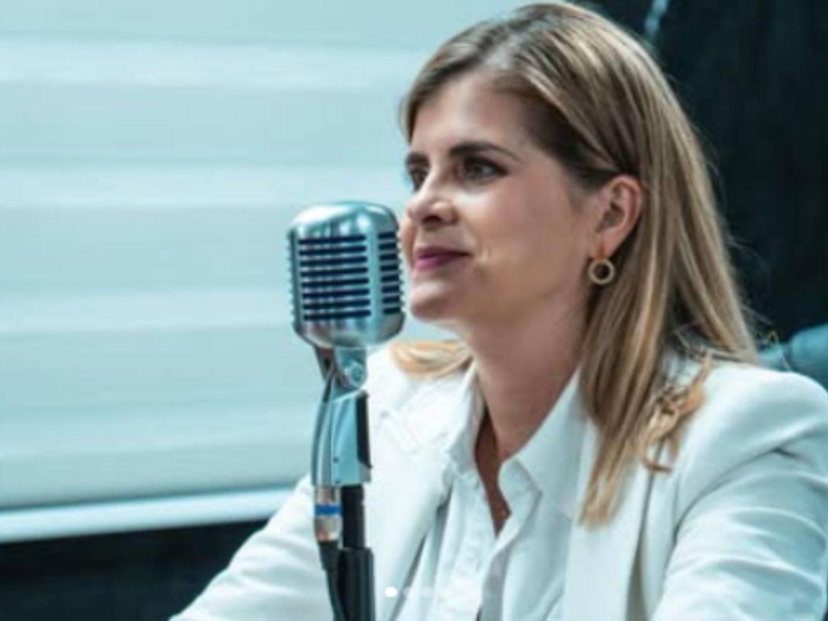 ¿Quién es Laura Fernández, la politóloga que triunfó en las elecciones de Costa Rica?