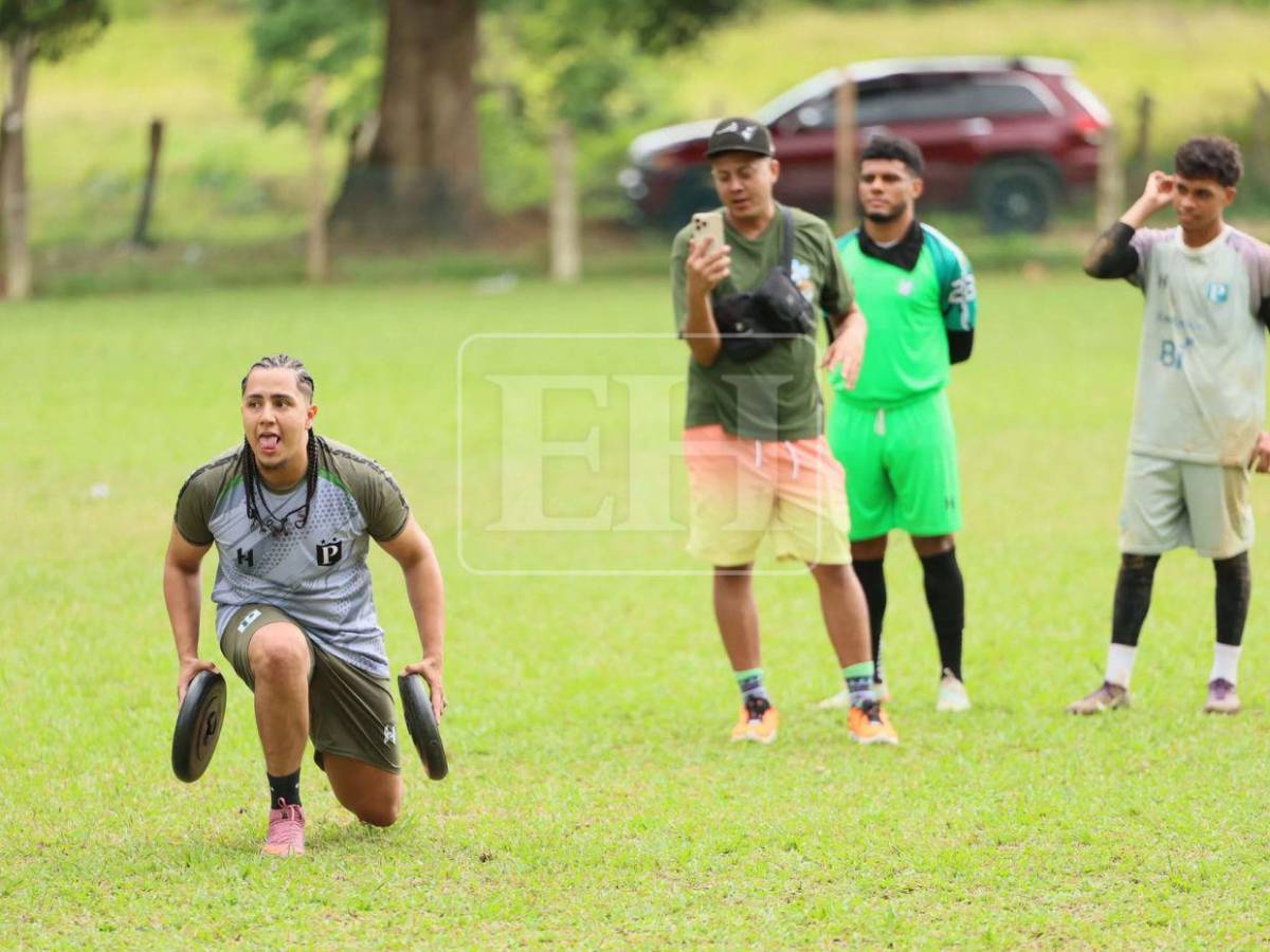 Reloj de miles de dólares: así fue el primer entreno del tiktoker Davis Flow con Platense