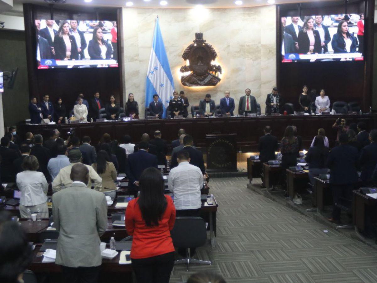 Después de 100 días, Congreso Nacional convoca a sesión extraordinaria
