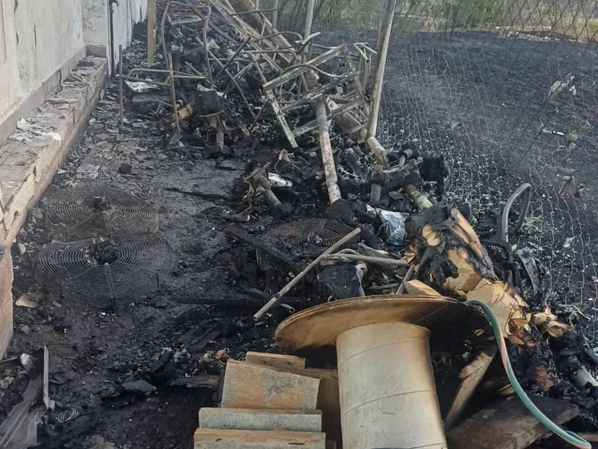 Los daños que dejó el incendio provocado en el 911 de Choluteca