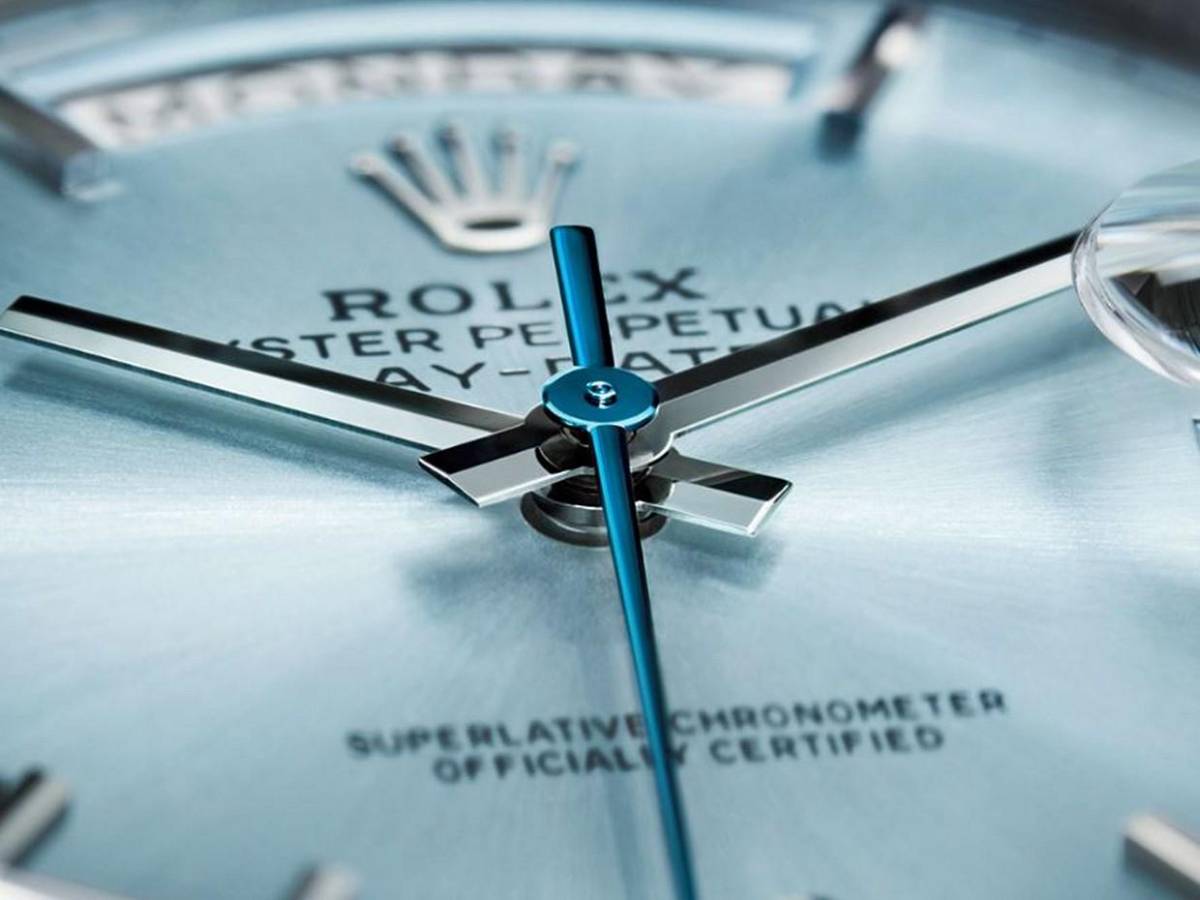 ¿Cuánto vale el lujoso reloj que Nicolás Maduro trató de ocultar durante transmisión?