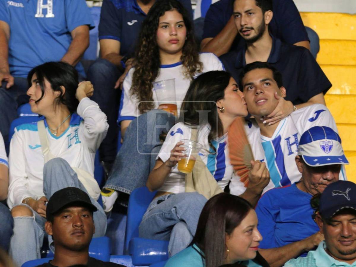 Honduras vs Surinam: Club de la MLS vino a ver un catracho, leyenda en el Nacional y bella chica robó miradas