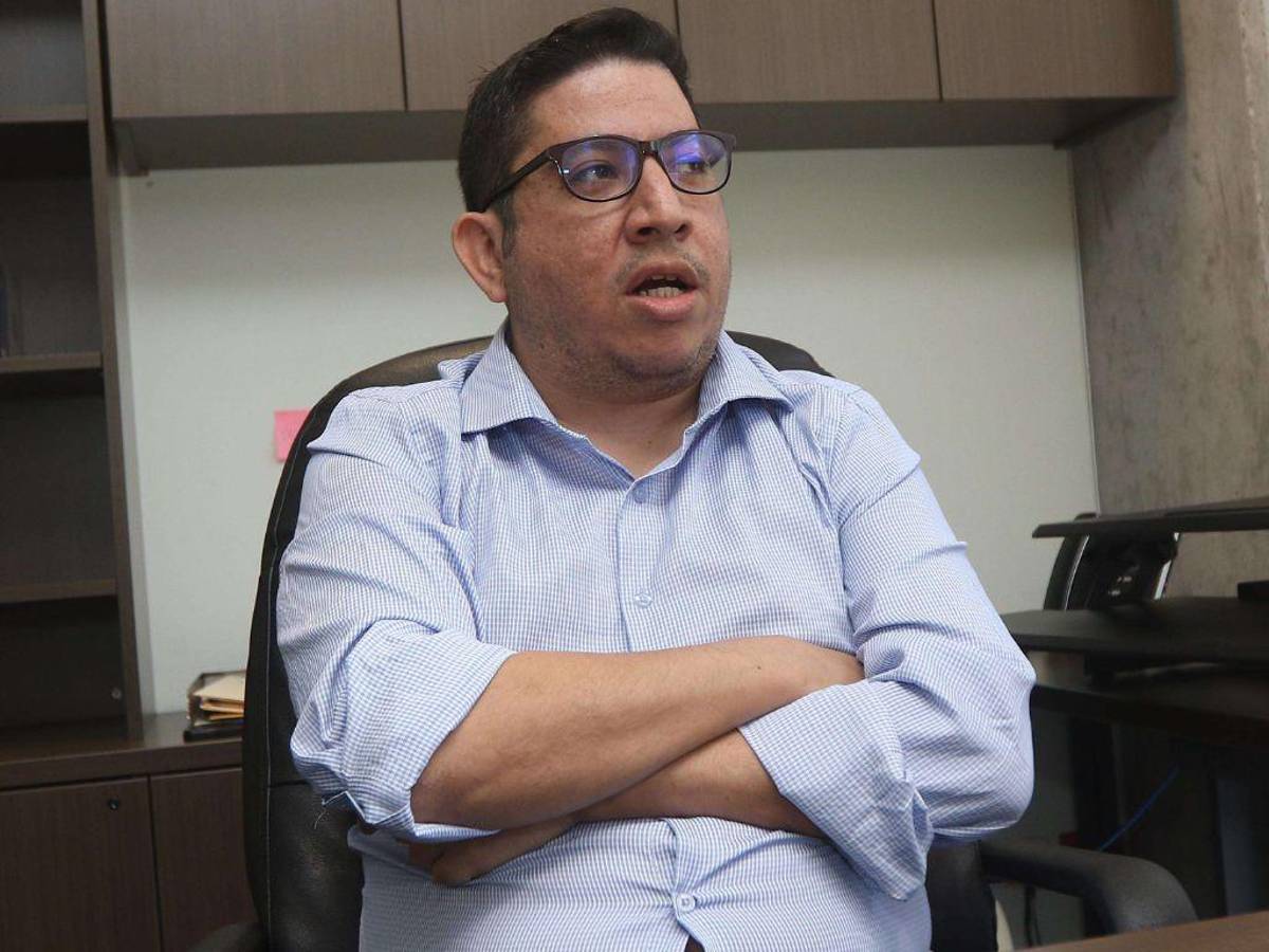 ENEE firmó un contrato con empresa tildada de pagar coimas