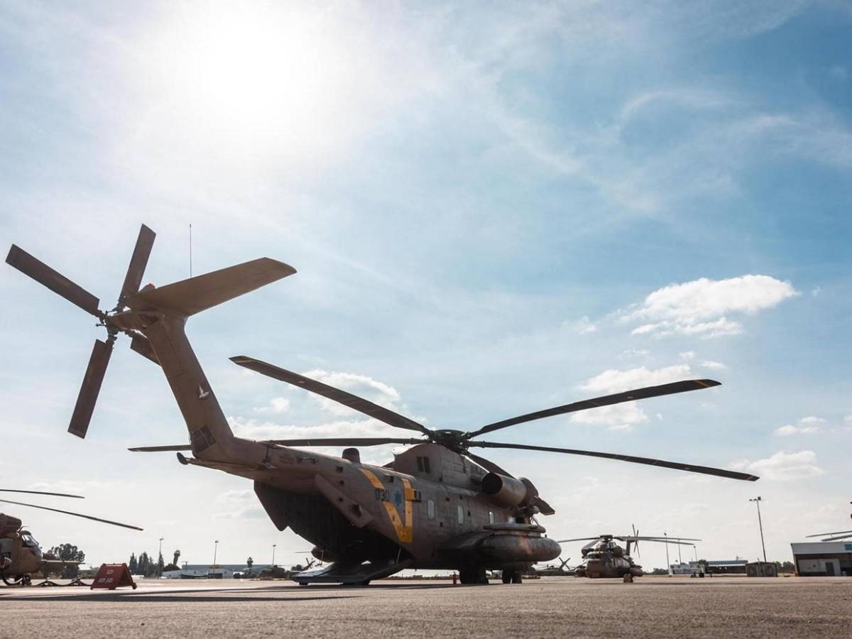 Romi Gonen, Doron Steinbrecher y Emily Damary, las tres rehenes que serán entregadas por Hamás