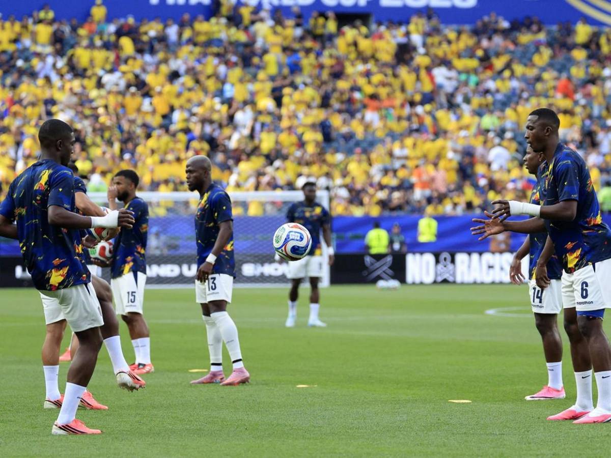 El amarillo se desborda en el Lincoln Financial Field por Costa de Marfil vs Ecuador