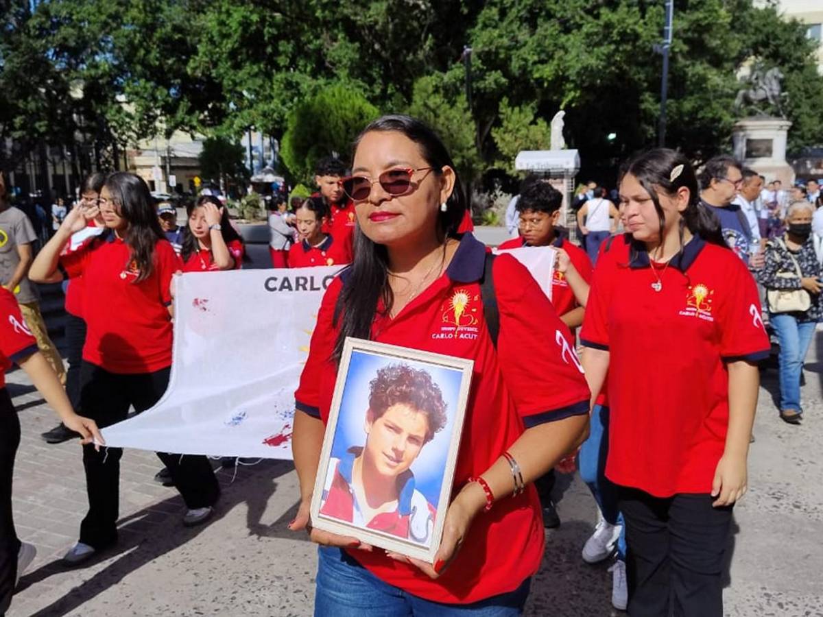 Hondureños celebran a San Carlo Acutis, el primer santo milenial
