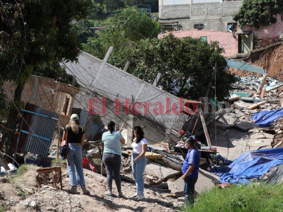 Más de 50 familias siguen sin ser evacuadas de la colonia Guillén pese a riesgo por derrumbes