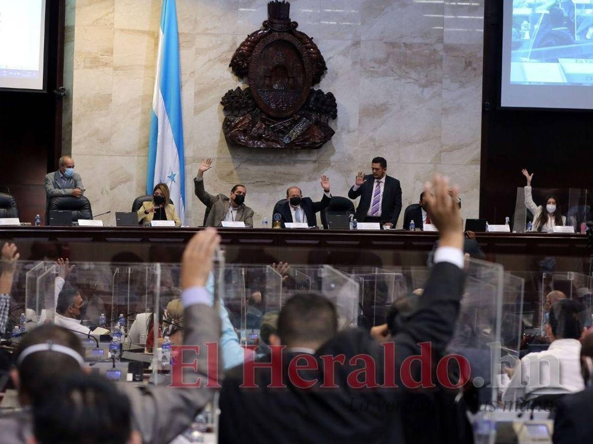 La aprobación de dictámenes sigue siendo sin usar el sistema de votación