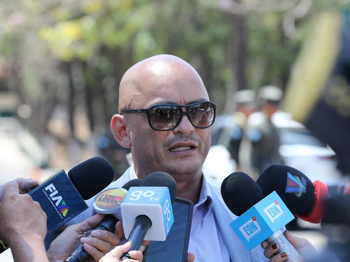 Tras pagar fianza de 1,800 lempiras, generales que testificaron en juicio de JOH se defenderán en libertad