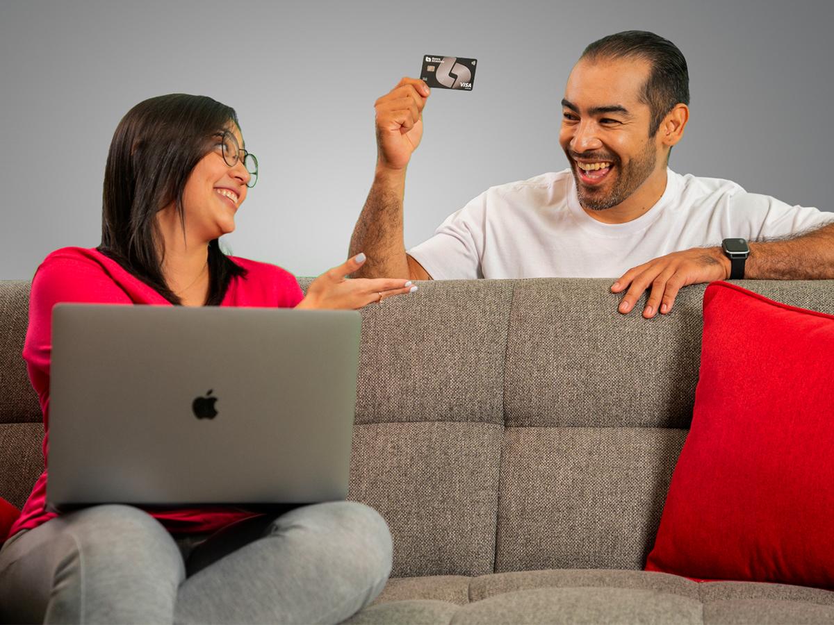 Banco Atlántida reafirma su compromiso con sus clientes, premiando su fidelidad y confianza, por medio de la nueva promoción “Saca tu lado fan”.