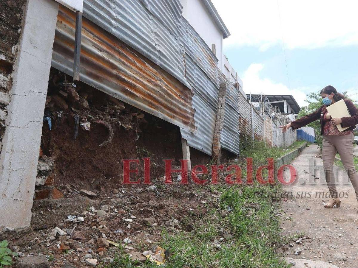 Infraestructura de escuelas sufre daños por las lluvias en la capital