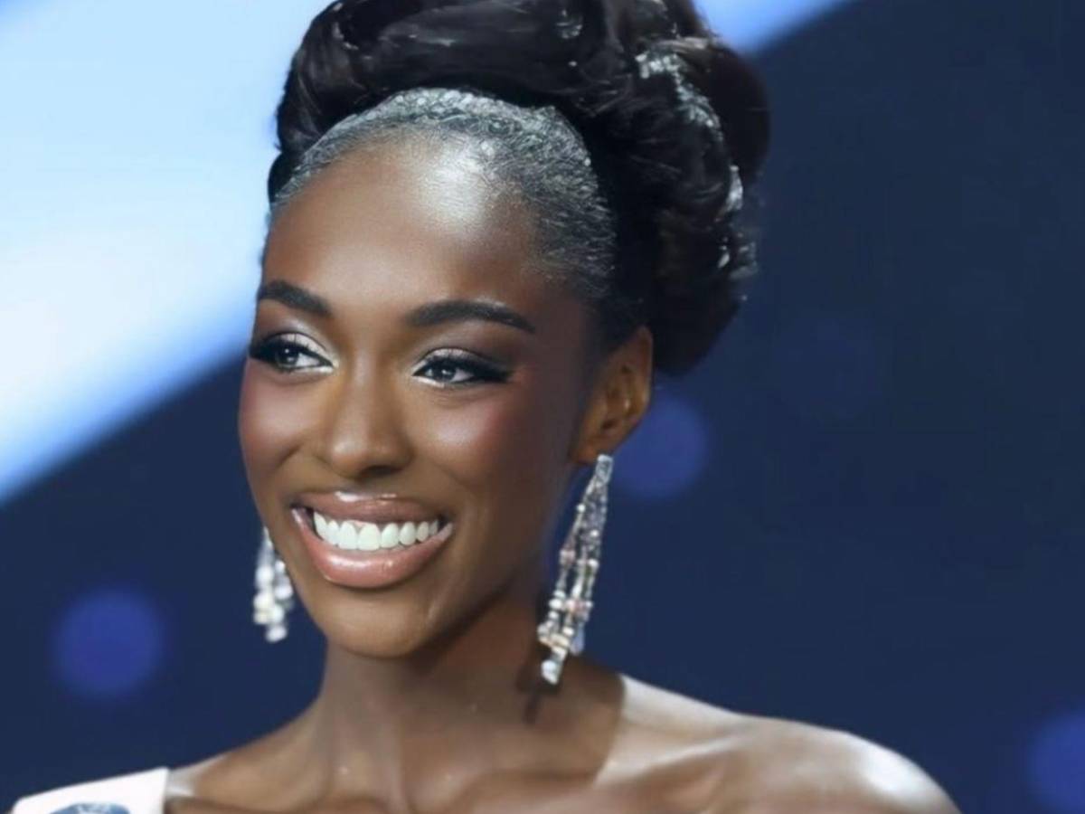 Olivia Yacé, Miss Costa de Marfil, renuncia como Miss Universo África y Oceanía