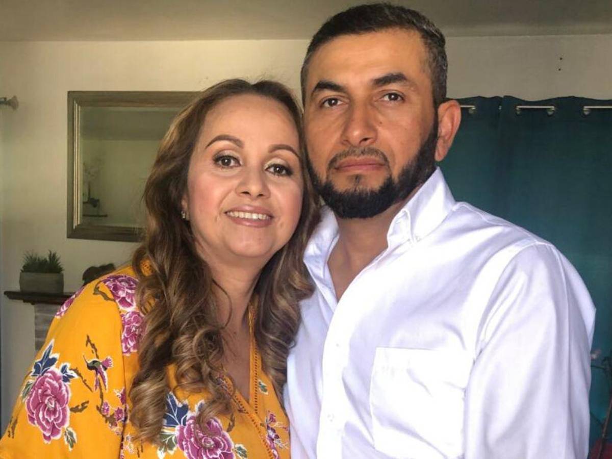 Guadalupe junto a su pareja.