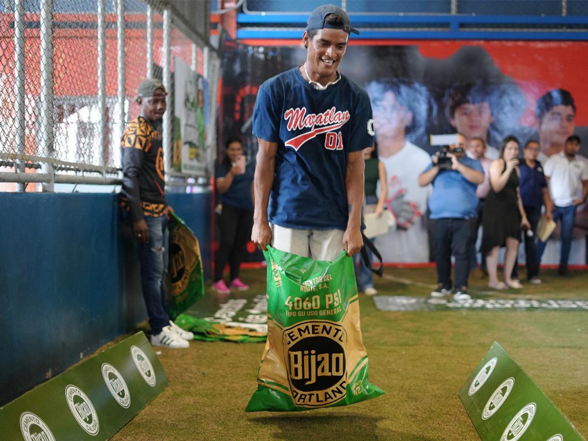 <i>La jornada incluyó una variedad de actividades recreativas para celebrar y honrar el importante papel de los albañiles en Honduras.</i>