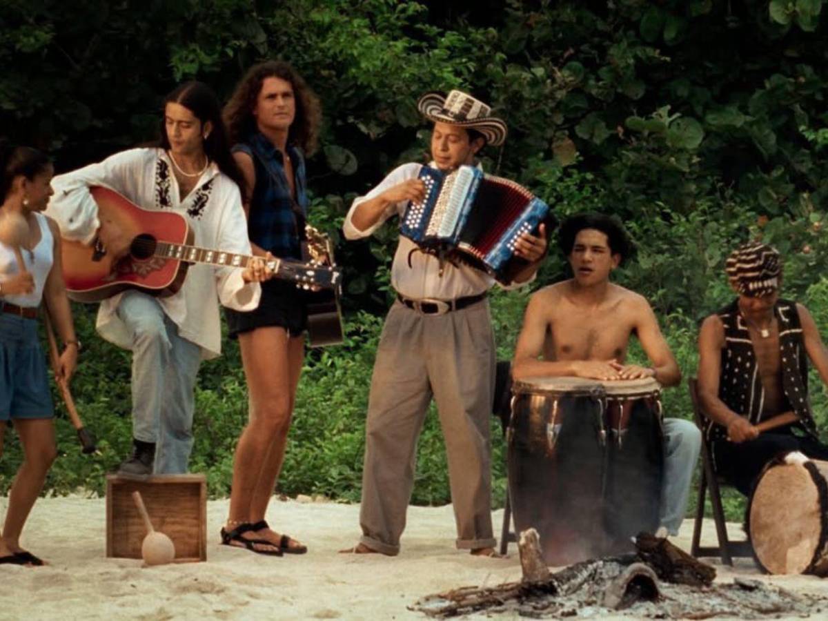 Carlos Vives celebra 30 años de La tierra del olvido con versión remasterizada