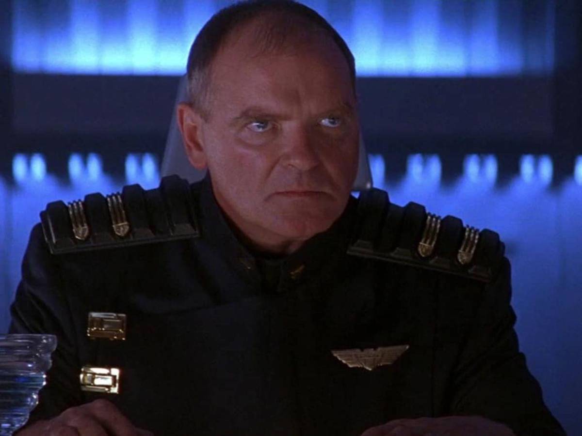 Adiós al Líder Dorado de Star Wars: Fallece Angus MacInnes Adiós al Líder Dorado de Star Wars: Fallece Angus MacInnes