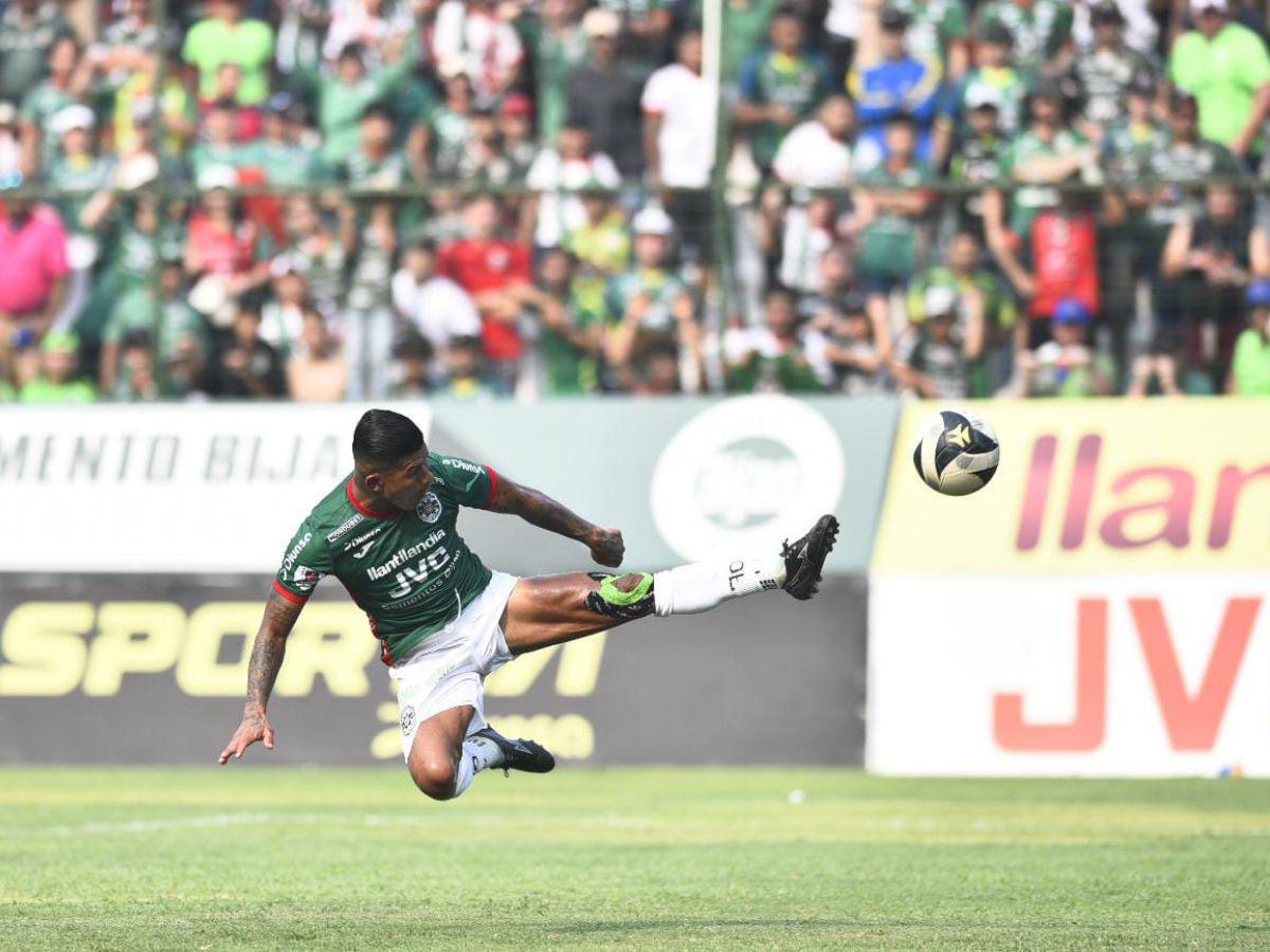 Iván “El Chino” López le dio un poco de esperanza a Marathón tras empatar el partido.