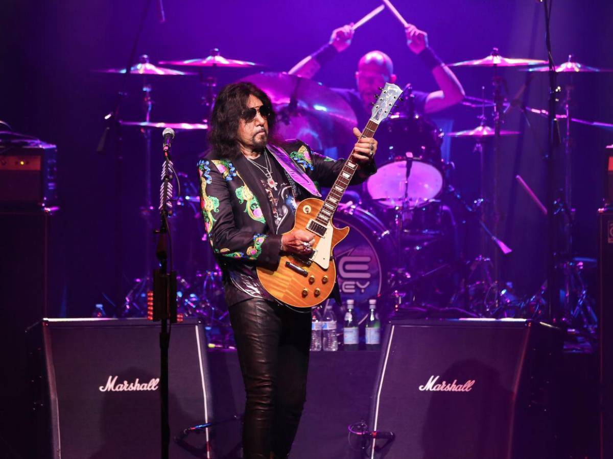 Revelan verdadera causa de muerte de Ace Frehley, exguitarrista de Kiss
