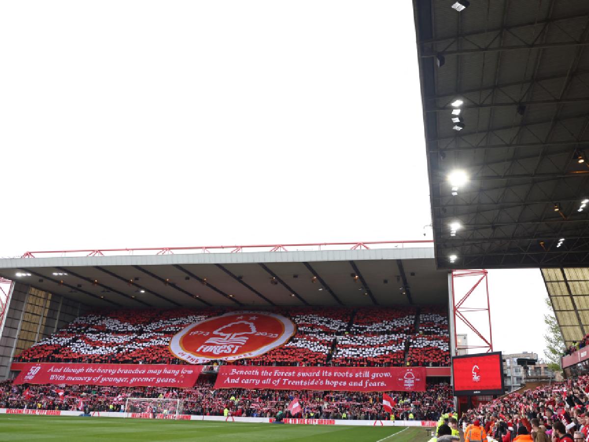 Le quitan cuatro puntos a equipo de la Premier League y cae al descenso